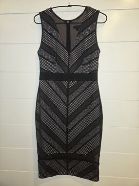 le chateau Black Sleeveless Mesh Chevron Midi Dress